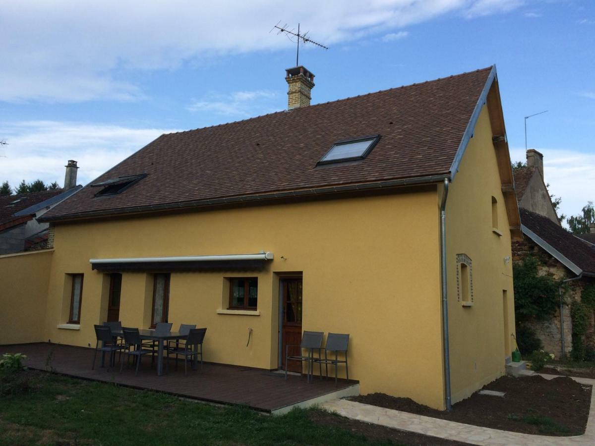La Bicoque En Puisaye Hotell Saint-Amand-en-Puisaye Eksteriør bilde