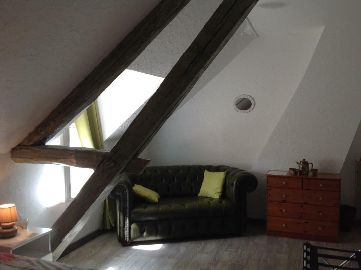 La Bicoque En Puisaye Hotell Saint-Amand-en-Puisaye Eksteriør bilde