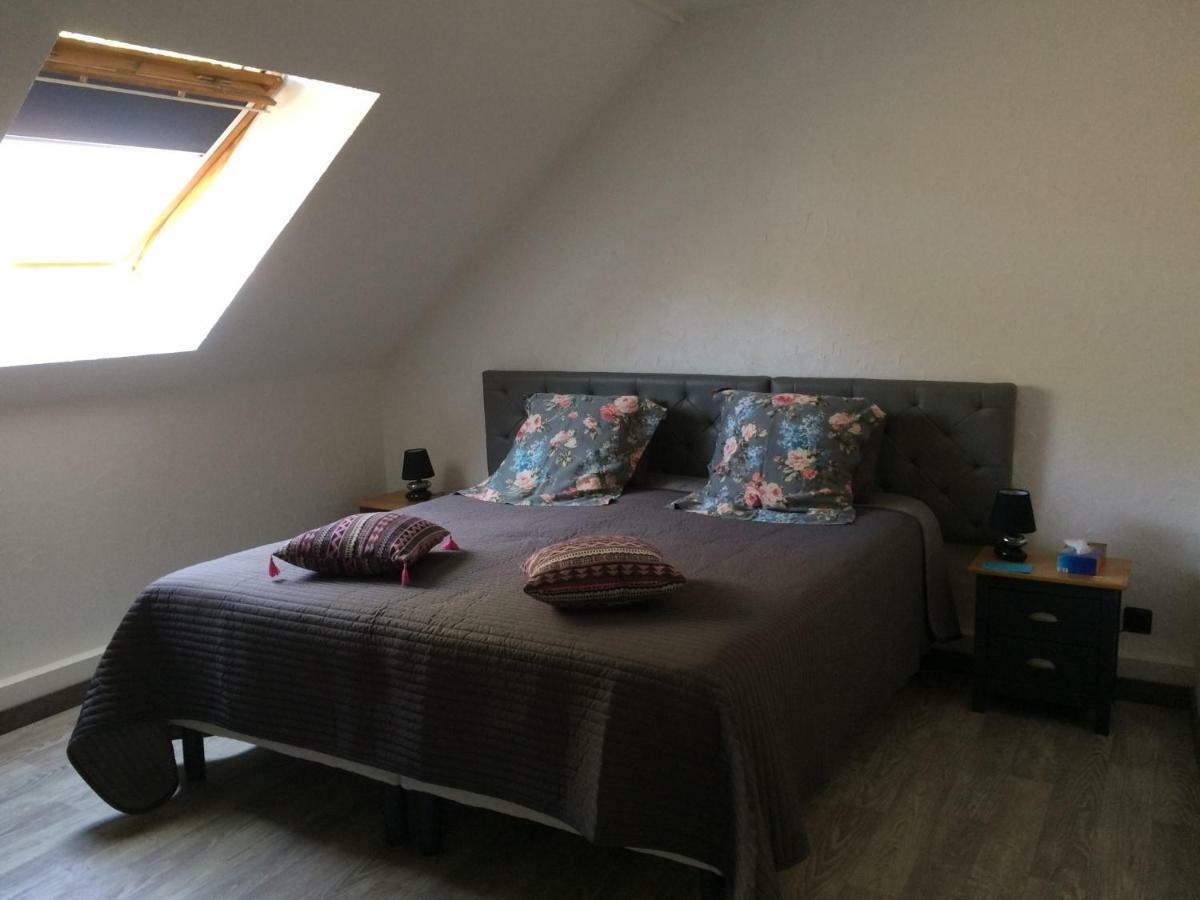 La Bicoque En Puisaye Hotell Saint-Amand-en-Puisaye Eksteriør bilde