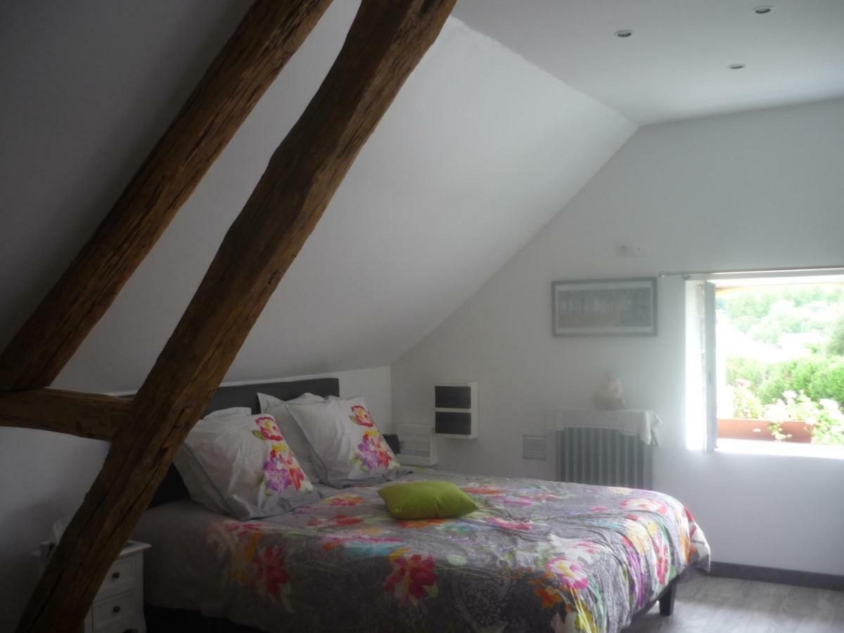 La Bicoque En Puisaye Hotell Saint-Amand-en-Puisaye Eksteriør bilde